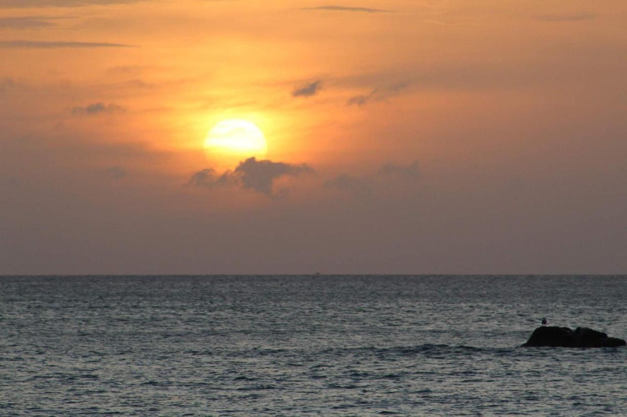 108 Palms Beach Resort Trincomalee Εξωτερικό φωτογραφία