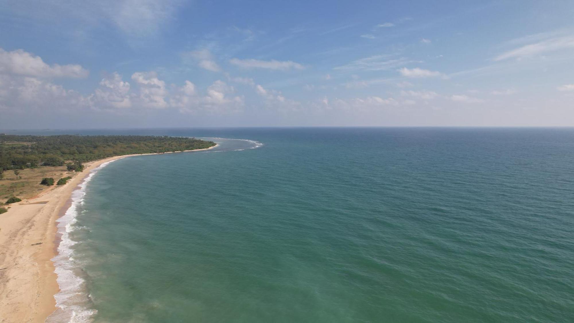 108 Palms Beach Resort Trincomalee Εξωτερικό φωτογραφία